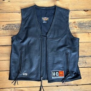 EUC GENUINE LEATHER Harley Davidson willie G vest size large
